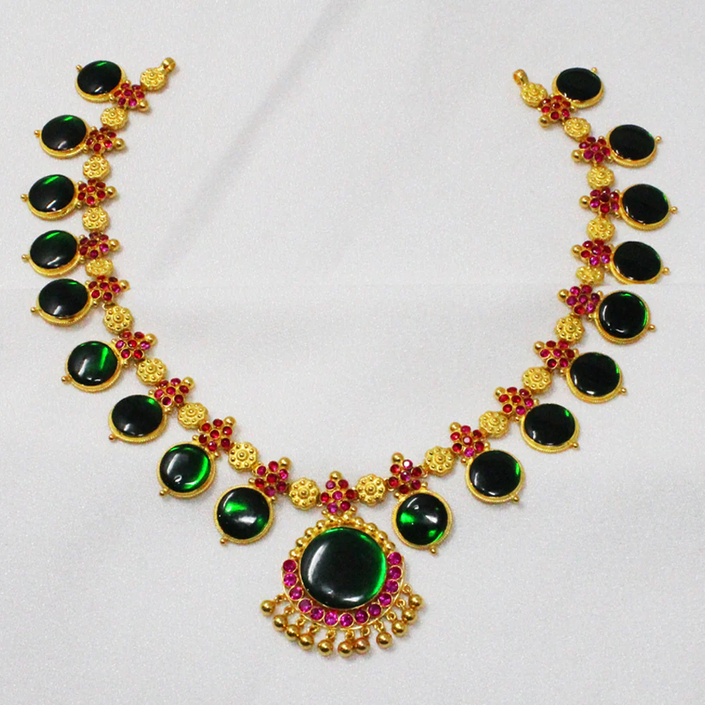 Buy Black Beads Chain in India  Chungath Jewellery Online- Rs. 82,930.00